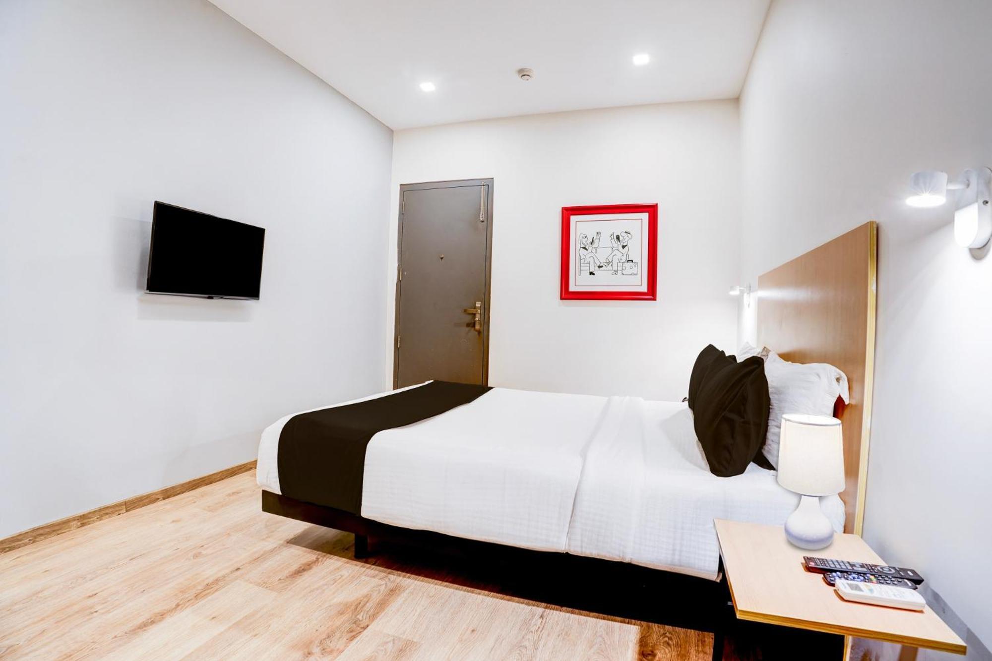 Super Townhouse Ulsoor Near Halasuru Metro Station Бангалор Экстерьер фото