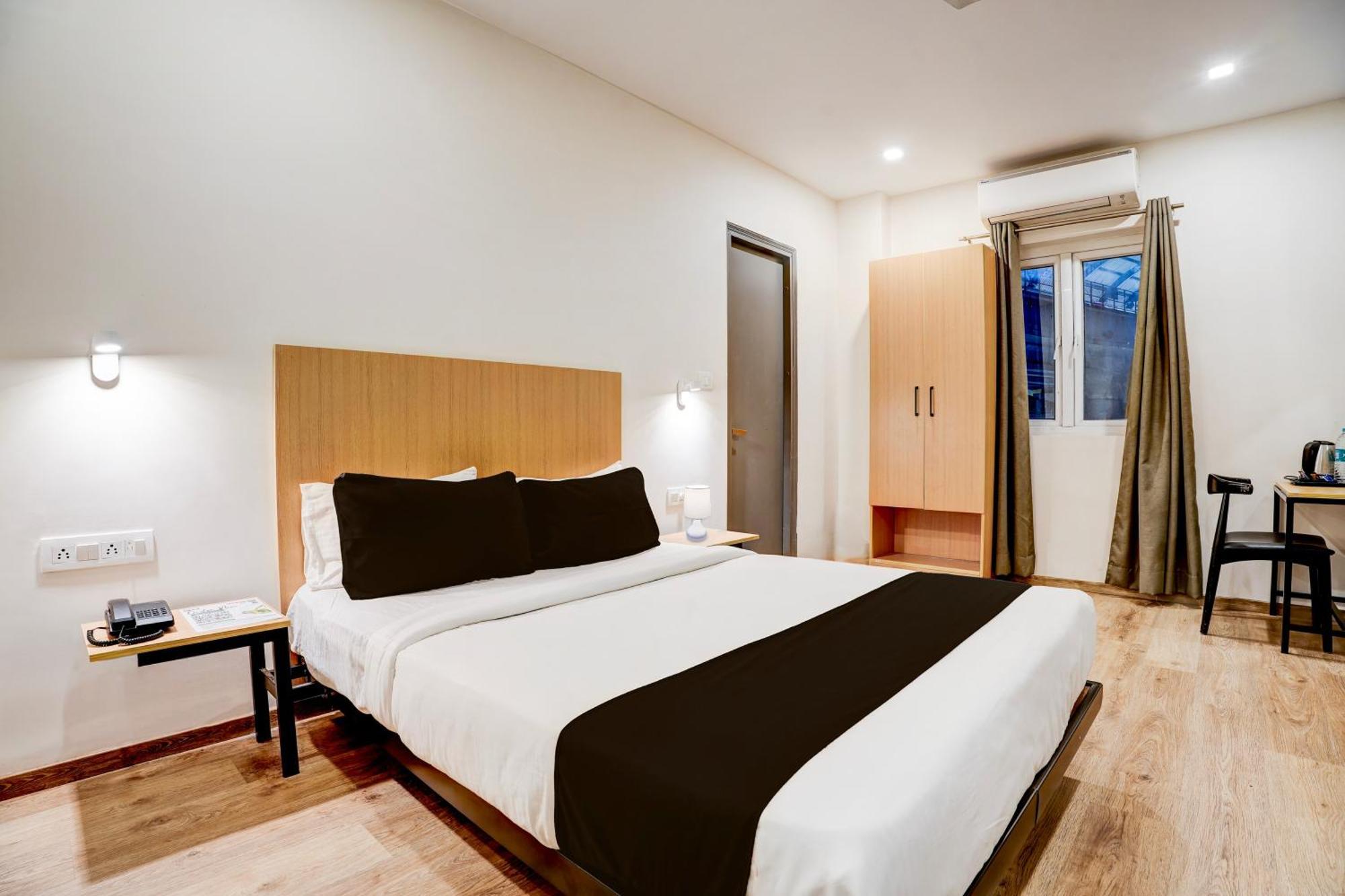 Super Townhouse Ulsoor Near Halasuru Metro Station Бангалор Экстерьер фото